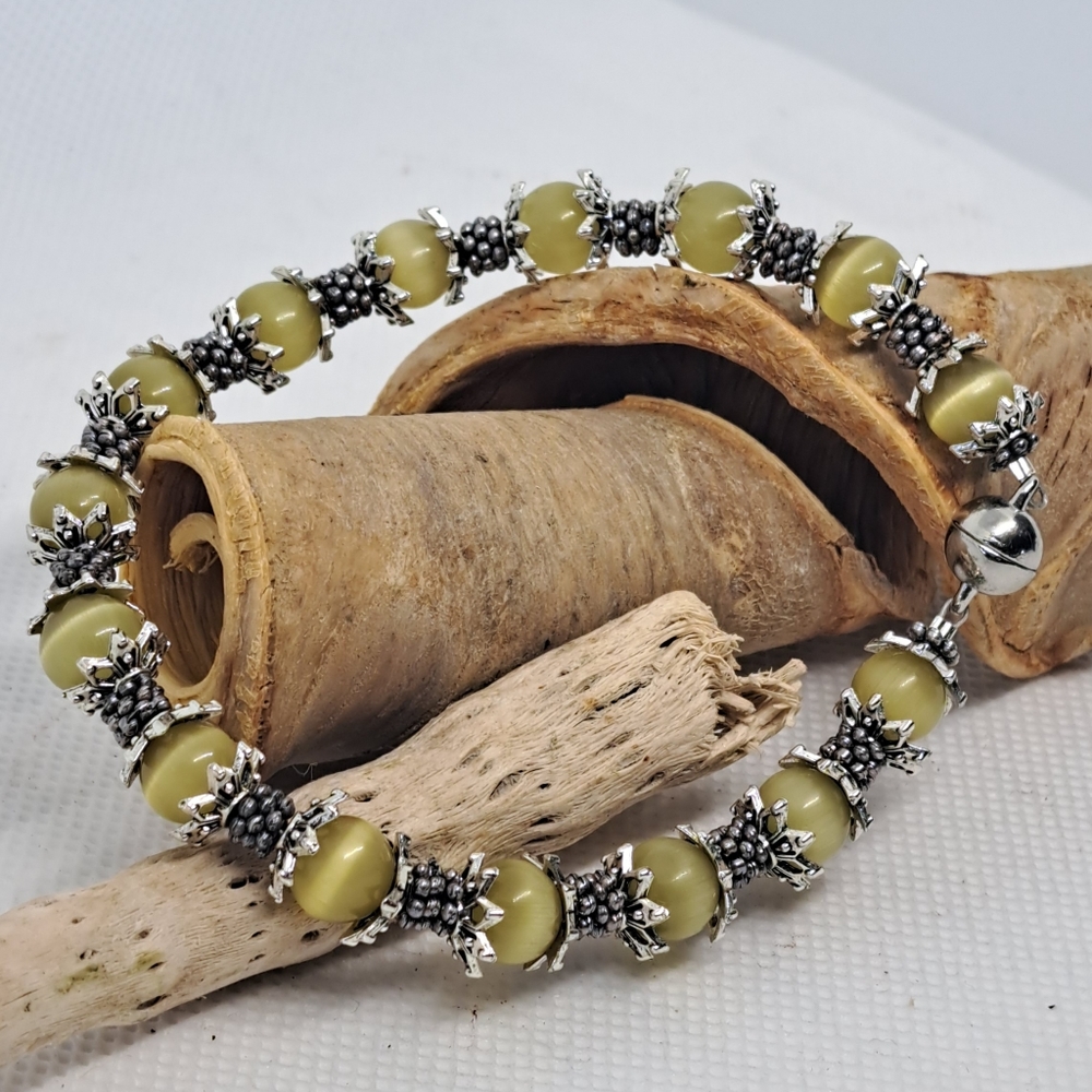 7 1/4" Yellow Catseye Bracelet